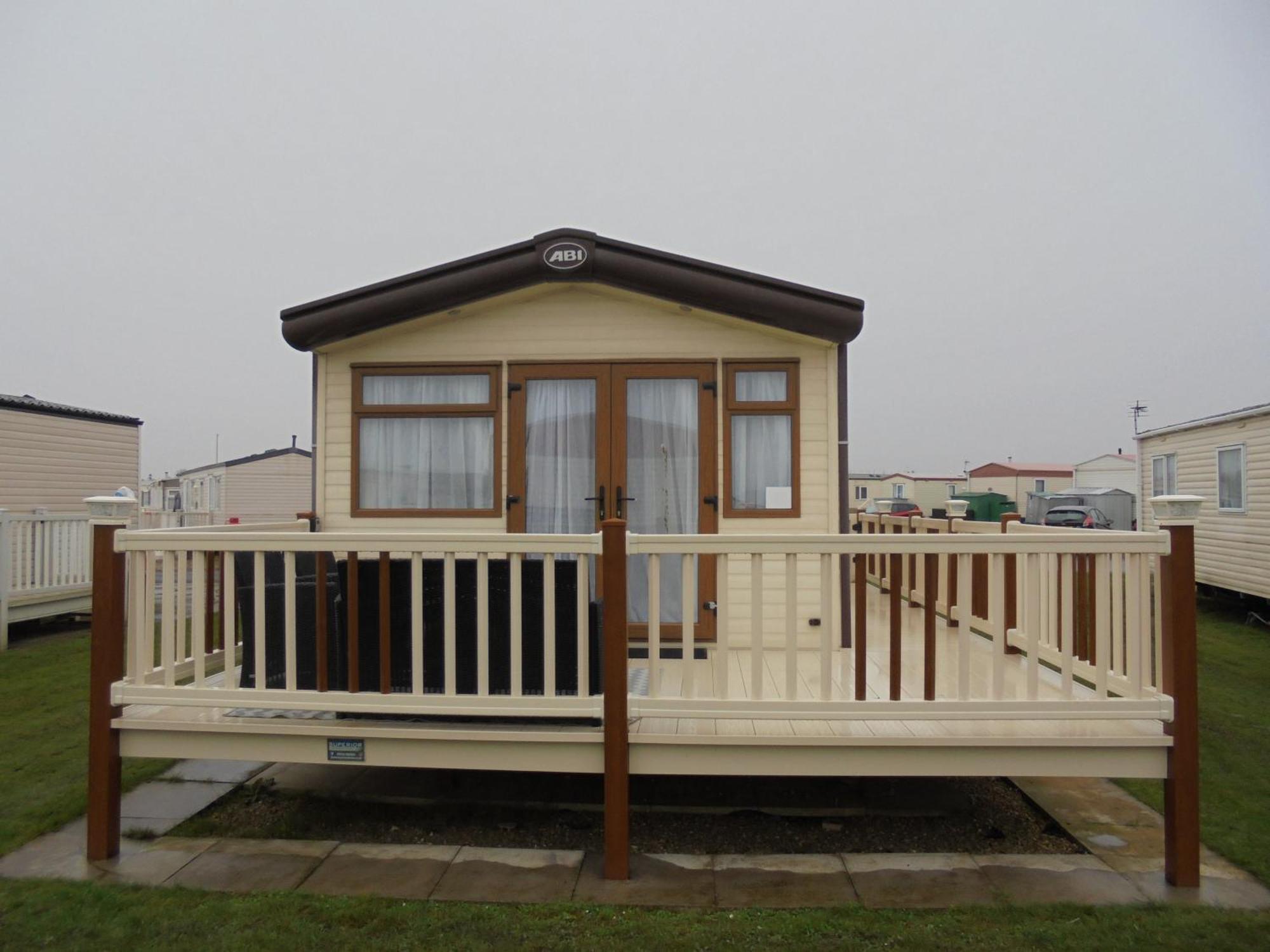 The Grange Ingoldmells: Elan 6 Berth, Central Heated, Wrap Around Decking Buitenkant foto